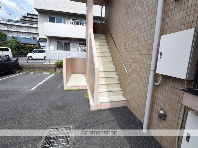クラージュの玄関写真