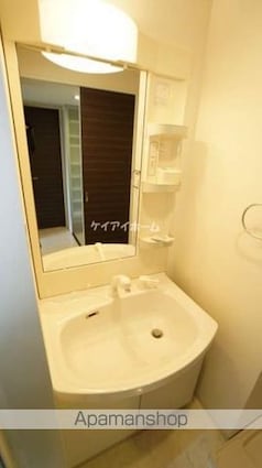 岡山県倉敷市鳥羽[1R/30.53m2]の洗面所