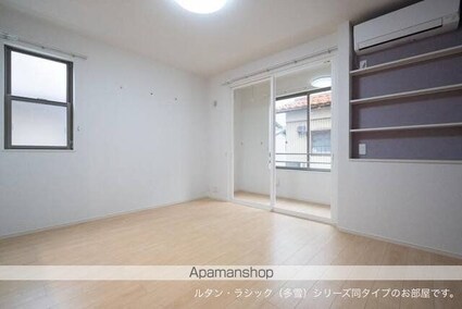 ルミエール・ＫーⅥ[1R/32.23m2]のリビング・居間