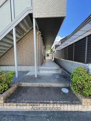 フェアコートリバティの玄関写真