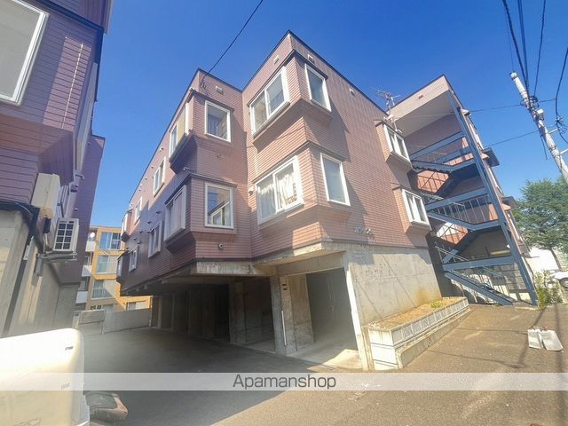 ホワイトスターの外観写真