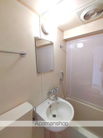 ASIXの内装写真