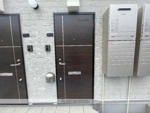 MQUARTO瑞江IIの玄関写真