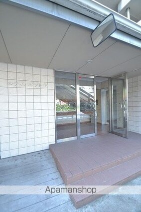 シティハイツ西霞[1R/36m2]のエントランス1