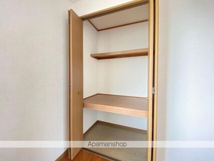 ロイヤルコート川西Ａ・Ｂ[3DK/53.73m2]の収納