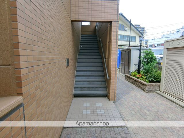 エクセル城陽の玄関写真