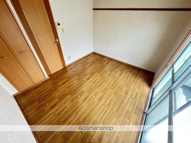 第3年見マンションの内装写真