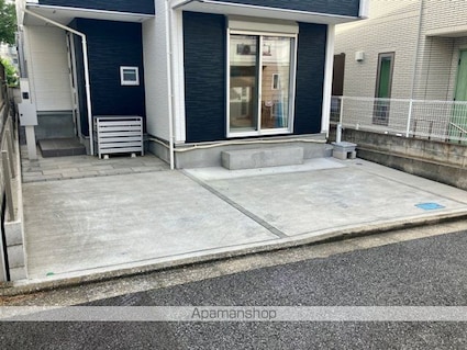 東京都練馬区南大泉１丁目[3SLDK/97.43m2]の駐車場