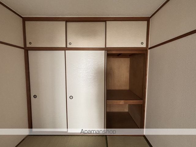 レトゥールビヨン山の田IIIの内装写真