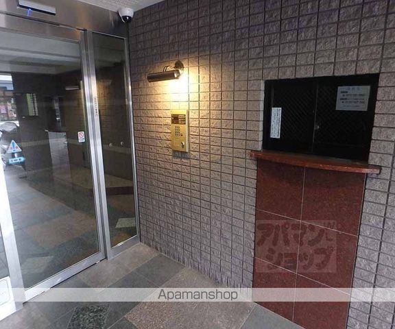 セレッソコート京都御所西の玄関写真
