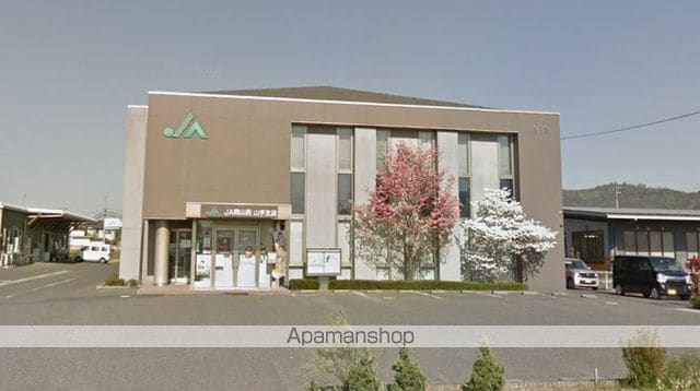 ベル・コリーヌ Bの周辺写真