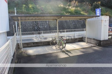 表・[1K/23.18m2]の共用部1