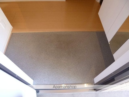 セレンディピティ矢倉[2LDK/58.07m2]の玄関