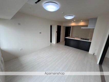 Ｇｒａｎｄ　Ｃｈａｉｎｏｎ金山[2LDK/68.44m2]のリビング・居間2