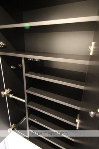 RIFF石橋阪大前の内装写真