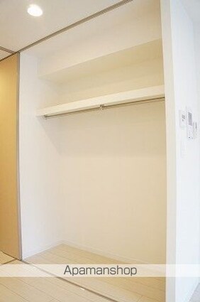 リブリ・グランポート[1K/26.08m2]の玄関