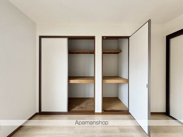 アーバン森町 A棟の内装写真