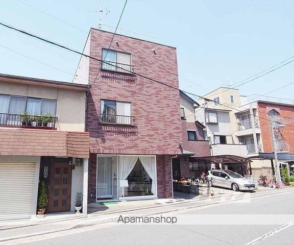 鹿ヶ谷マンションの外観写真