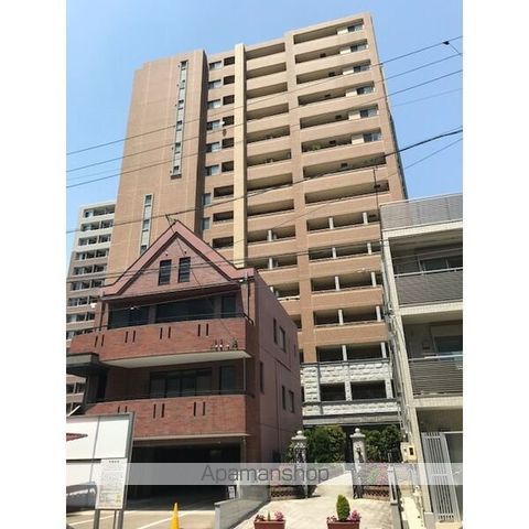 プレサンス泉セントマークの外観写真
