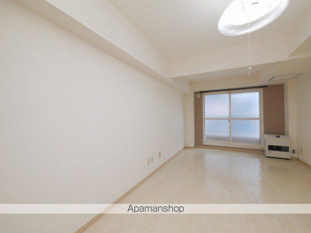 OMレジデンス宮の森の内装写真