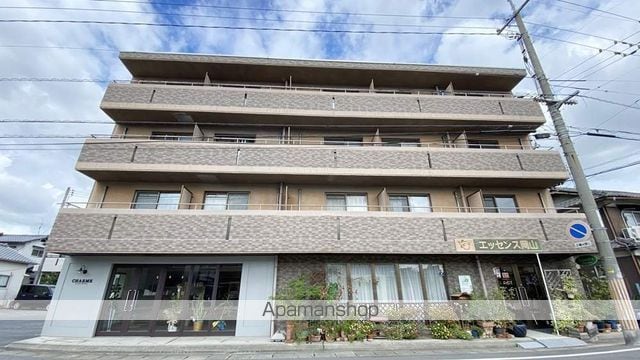 アークヒルズ西古松の外観写真