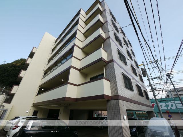 ベルメゾン平尾山荘通りの外観写真