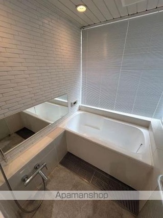 Ｑｉｚ広尾[1LDK/54.96m2]のバス