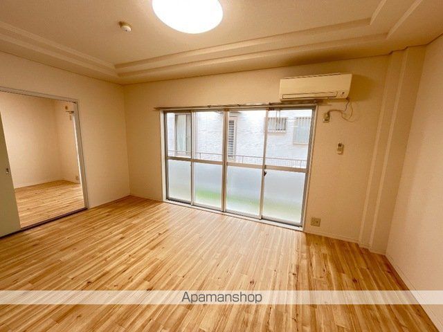 シャルマン豊山.の内装写真