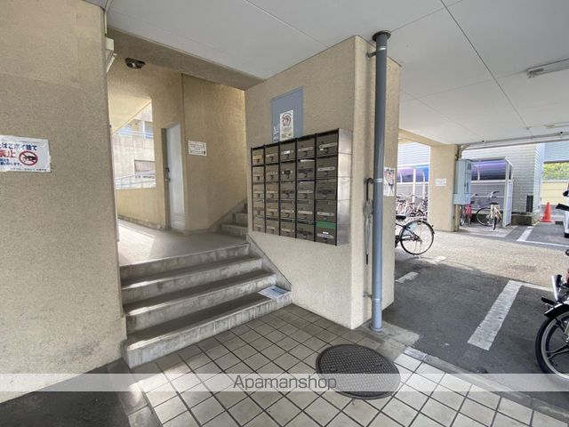 ヒルサイドビレッジの玄関写真