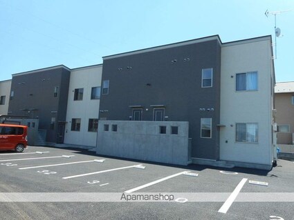 グランレーヴＢ[2LDK/54.65m2]の駐車場2