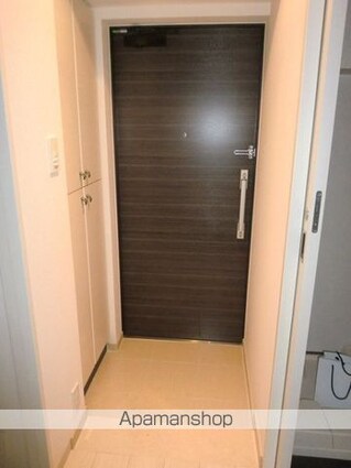 フェニックス新横濱クアトロ[2DK/44.16m2]の玄関