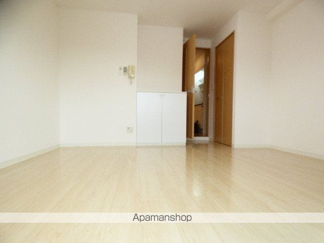 アーデンESAKAIIIの内装写真