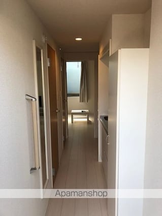 クレイノ若葉[1K/25.48m2]の玄関