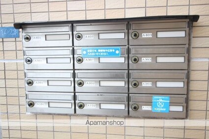 岡山県岡山市北区今３丁目[1K/29.28m2]のエントランス1