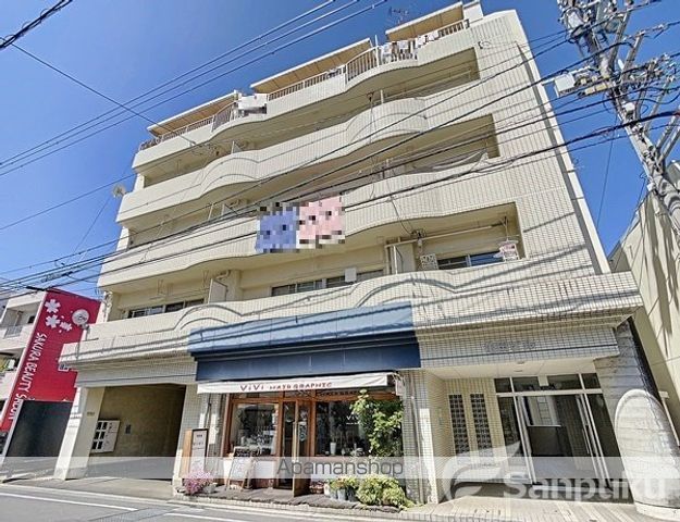 亀田ビルの外観写真