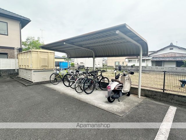 レオパレス国府台IIの外観写真