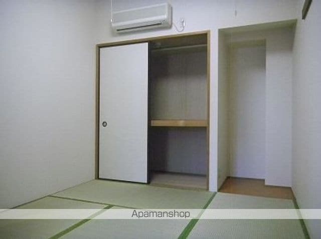 ルート立川の内装写真