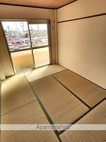 リヴェールKの内装写真