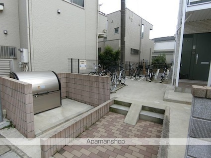 リブリ・二十世紀が丘[1R/26.08m2]の共用部