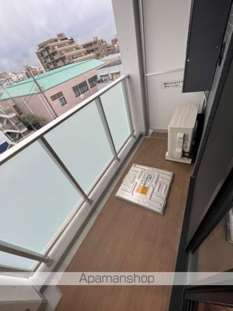 東京都中野区南台５丁目[2K/25.94m2]のバルコニー