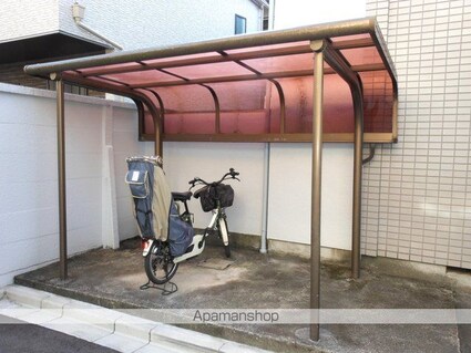 東京都中野区中央４丁目[1K/23m2]のエントランス