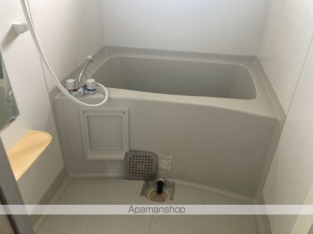 apartment IN WESTの内装写真