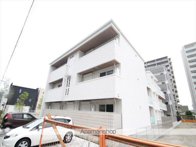シャーメゾン新大阪WESTの外観写真
