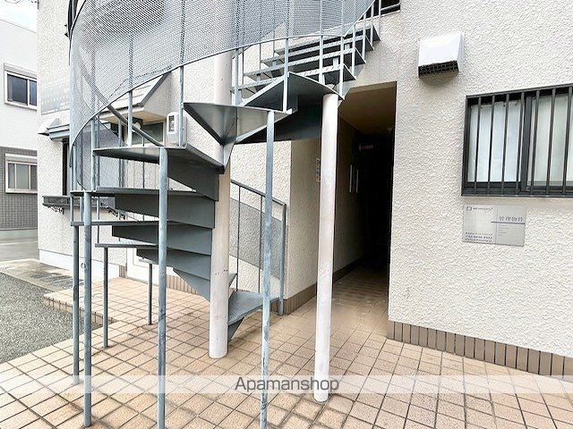 七松ハイツの玄関写真