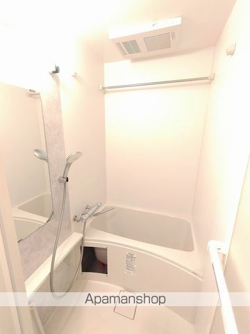 ESLEAD新大阪ラヴァーグの内装写真