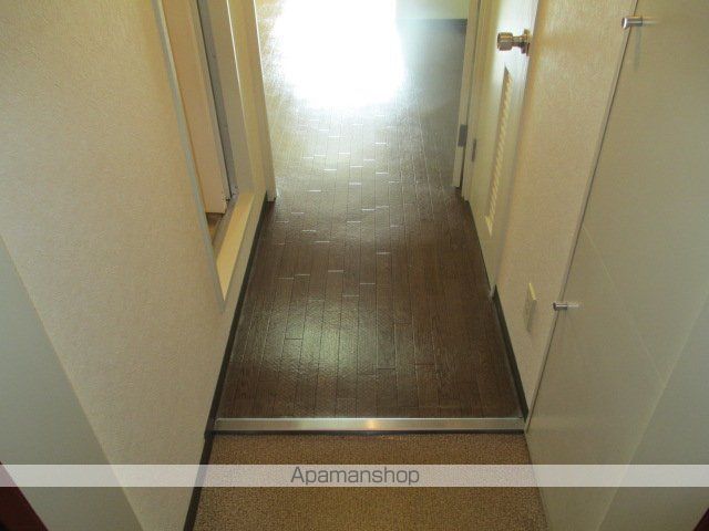エンドレス三井西岡の内装写真