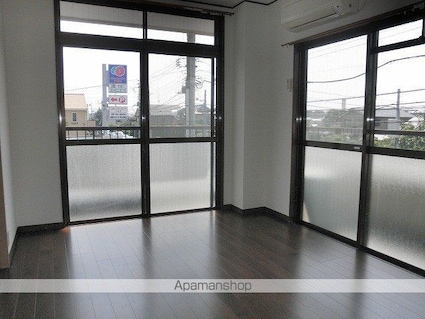 東京都立川市幸町５丁目[2DK/40m2]のリビング・居間