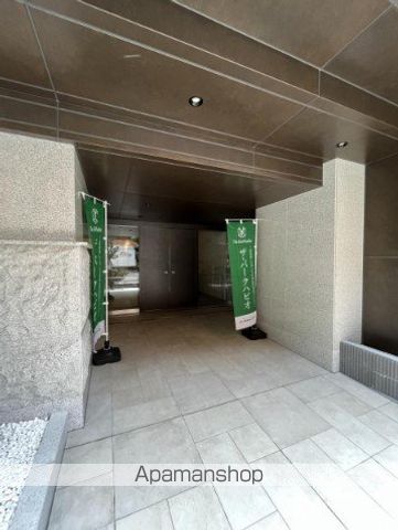 ザ・パークハビオ文京江戸川橋の玄関写真