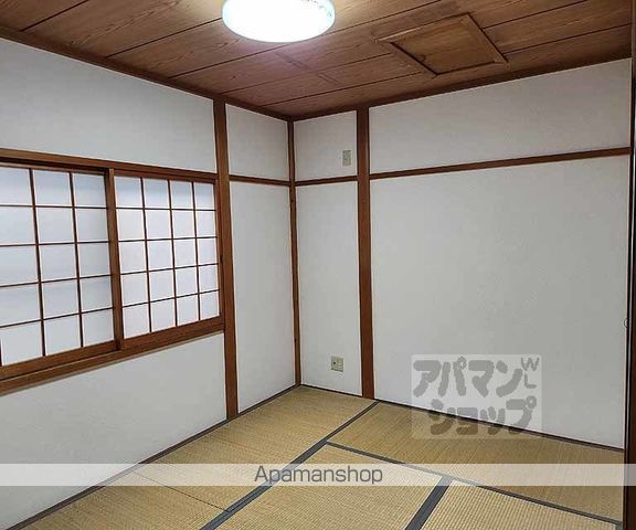 上京区薮之内町77-5貸家の内装写真