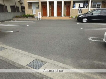 和歌山県和歌山市有本[2LDK/58.86m2]の駐車場1